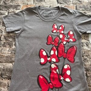 Disney Store Minnie Mouse NWT Gray Tee with Red and White Bows XL